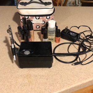 Luminess  airbrush makeup applied and product